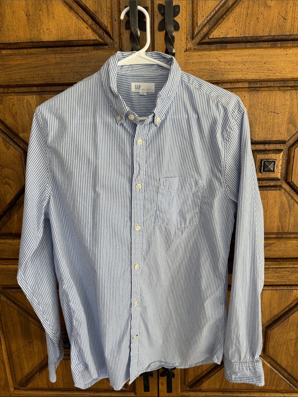 GAP Light Blue and White Pinstripe Button-Down Shirt Size M